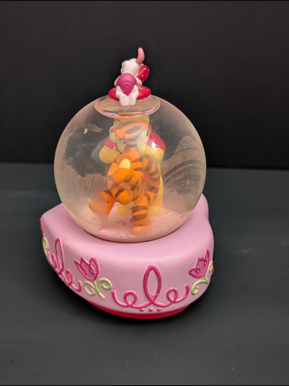 Disney Pink Heart Snow Globe with Winnie the Pooh, Tigger & Piglet 5-2026 - Picture 3 of 7